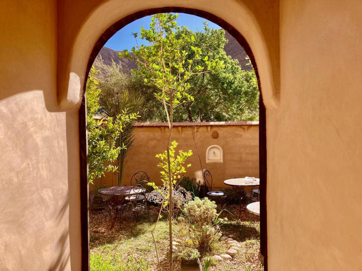 Les 4 Saisons Du Dades Bed & Breakfast เอท อิเดียร์ ภายนอก รูปภาพ