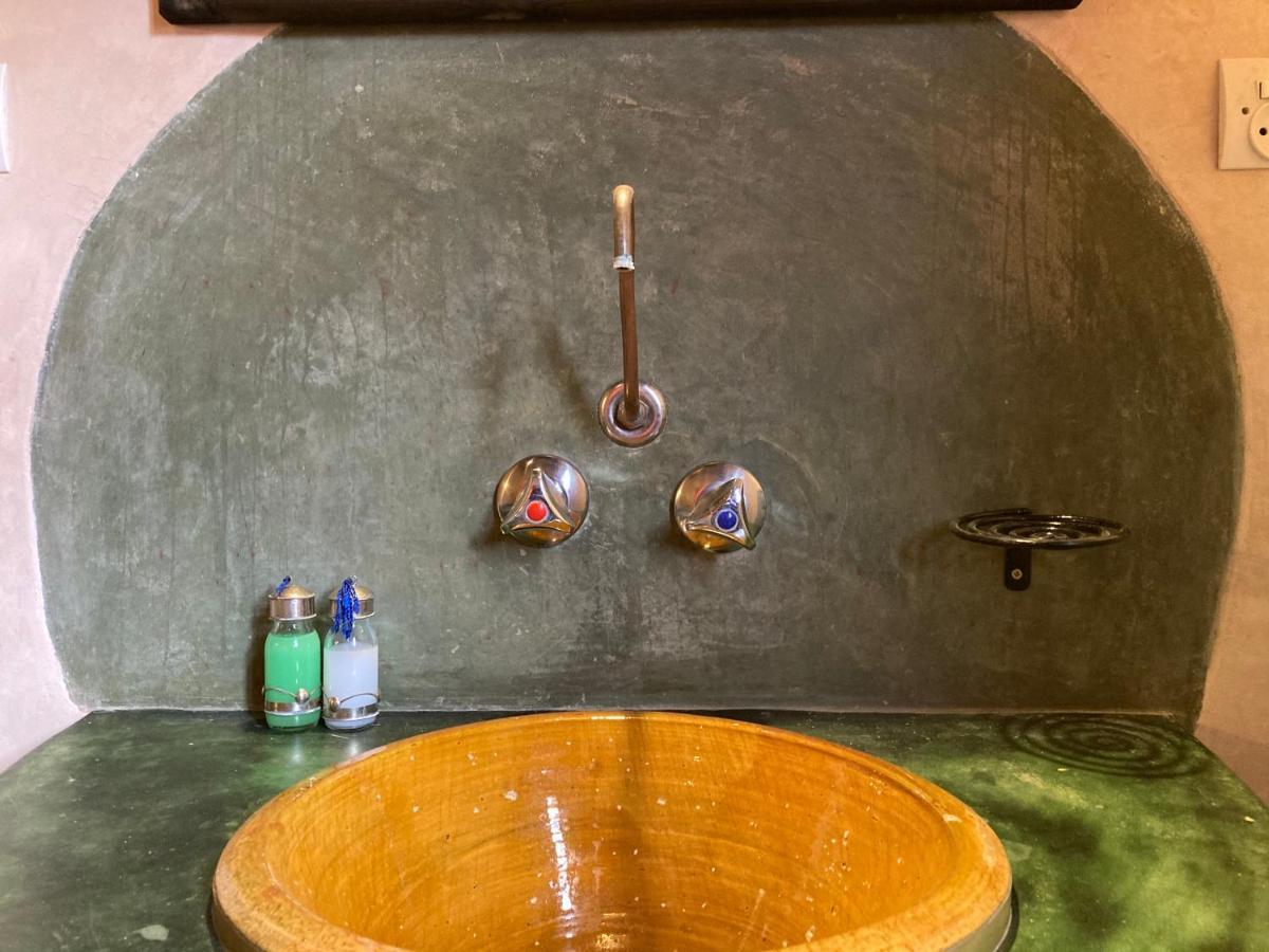 Les 4 Saisons Du Dades Bed & Breakfast เอท อิเดียร์ ภายนอก รูปภาพ
