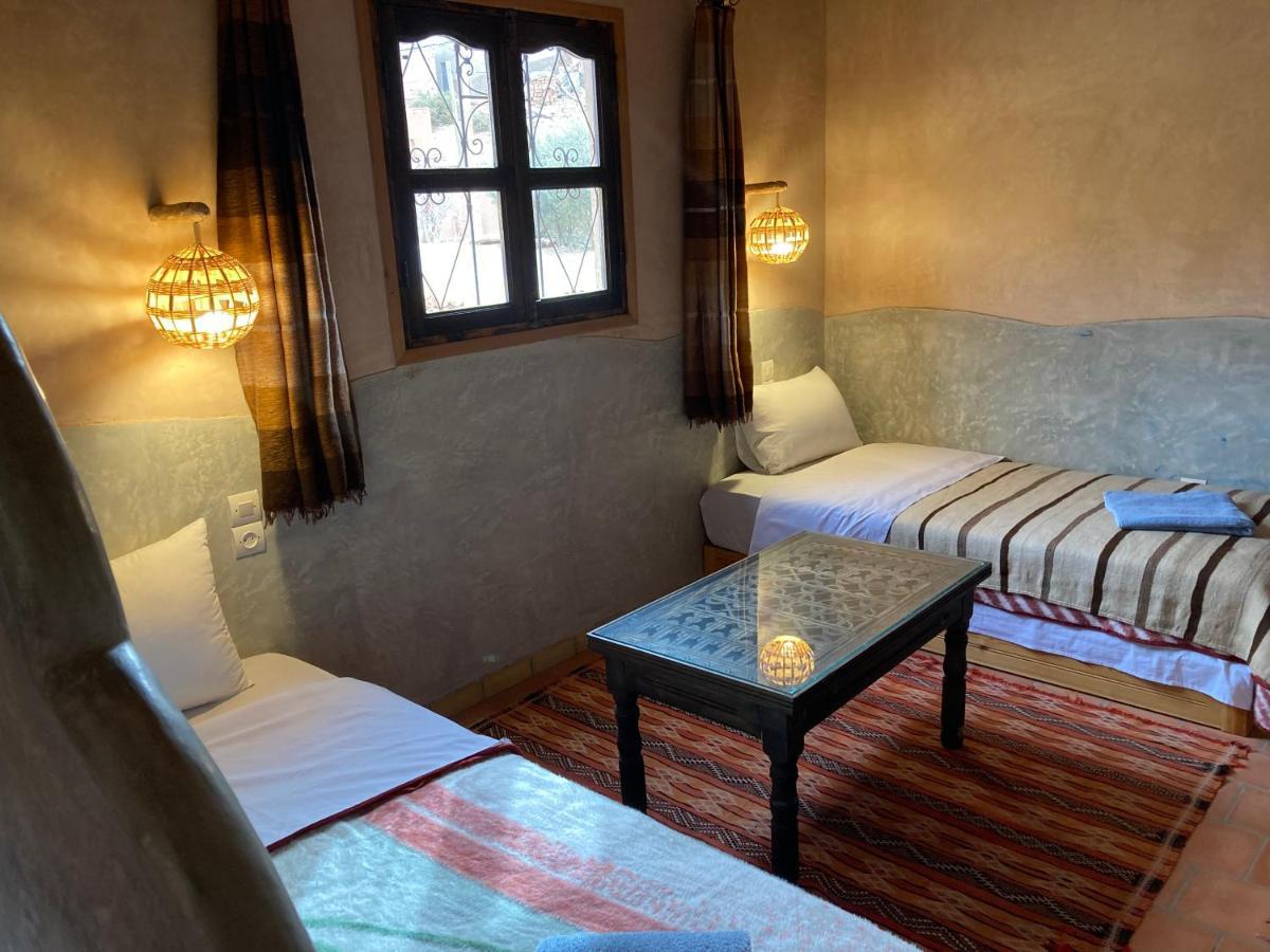 Les 4 Saisons Du Dades Bed & Breakfast เอท อิเดียร์ ภายนอก รูปภาพ